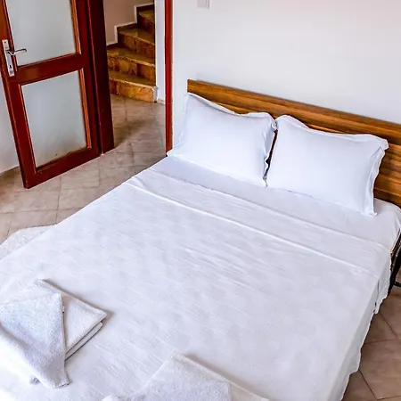 Duplex With Terrace Near Beaches In